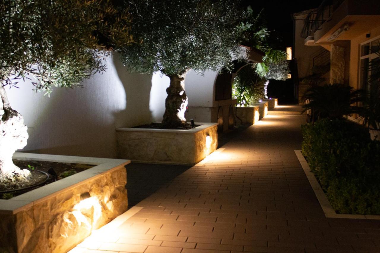 Apartments Villa Jelena Vodice Buitenkant foto