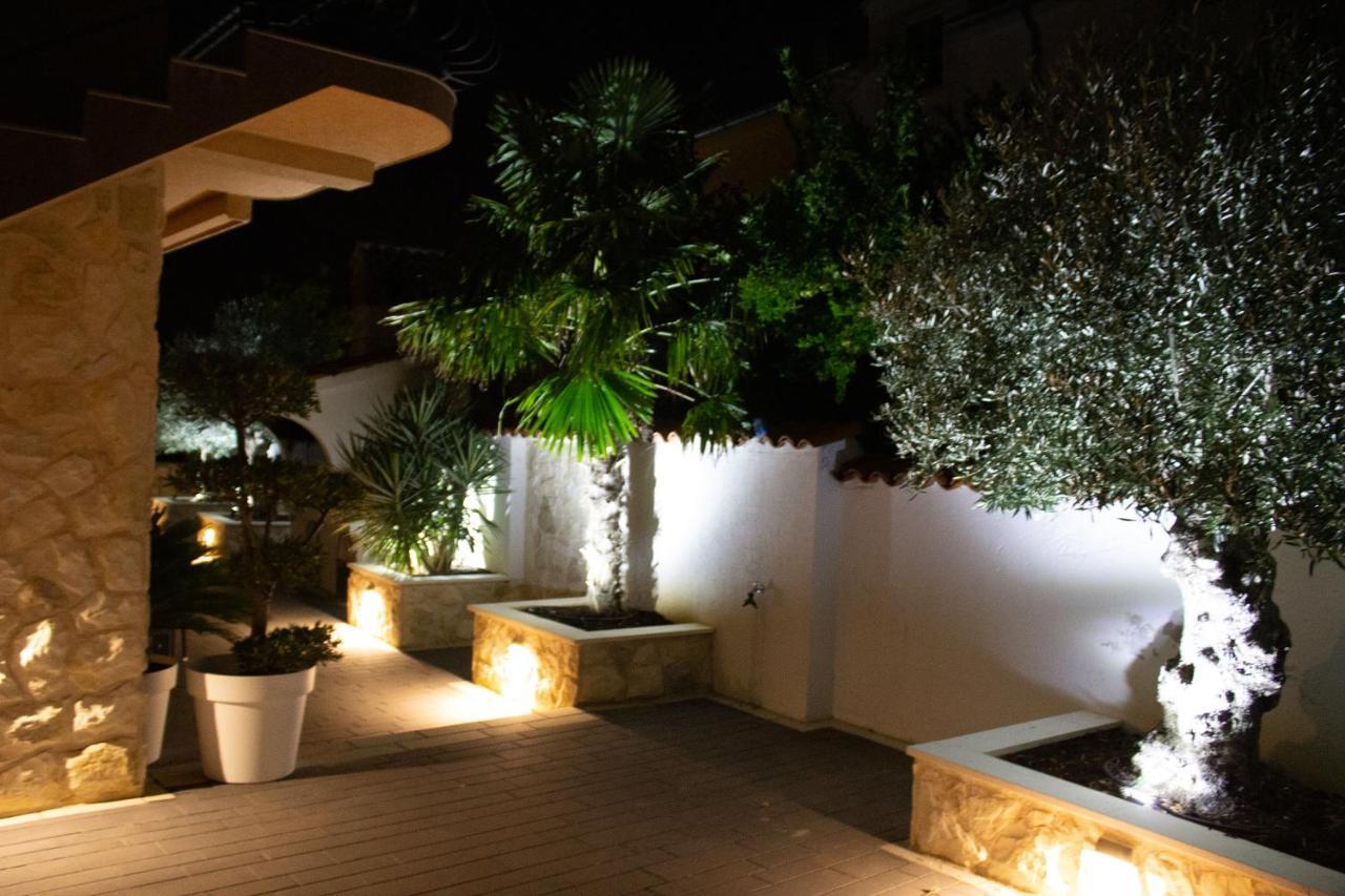 Apartments Villa Jelena Vodice Buitenkant foto