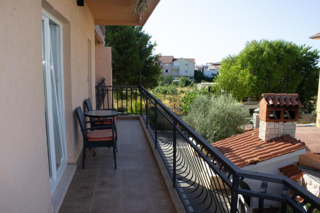 Apartments Villa Jelena Vodice Buitenkant foto
